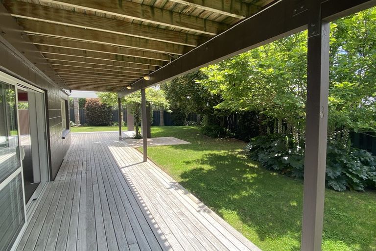 Photo of property in 6 Barnhill Crescent, Pahurehure, Papakura, 2113