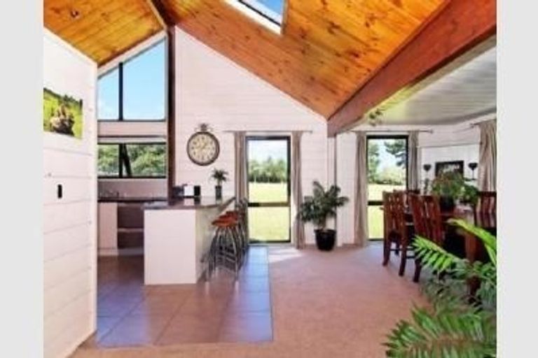 Photo of property in 5 Postman Road, Dairy Flat, Albany, 0794