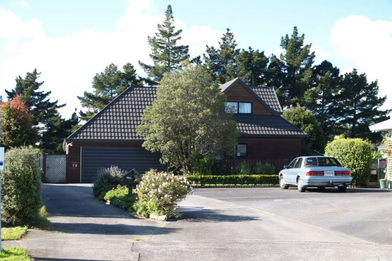 Photo of property in 1/79 Frank Nobilo Drive, Golflands, Auckland, 2013