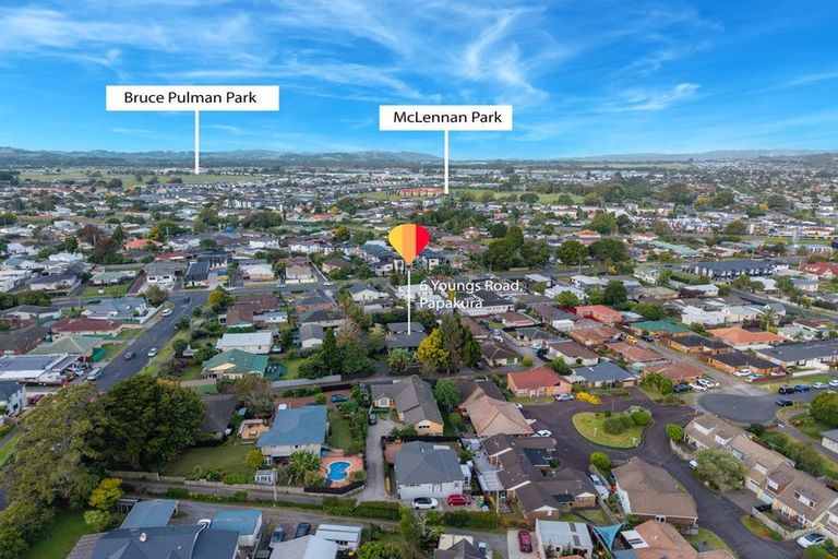 Photo of property in 6 Youngs Road, Papakura, 2110