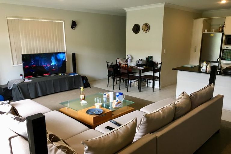 Photo of property in 8/44 Carlos Drive, Flat Bush, Auckland, 2016