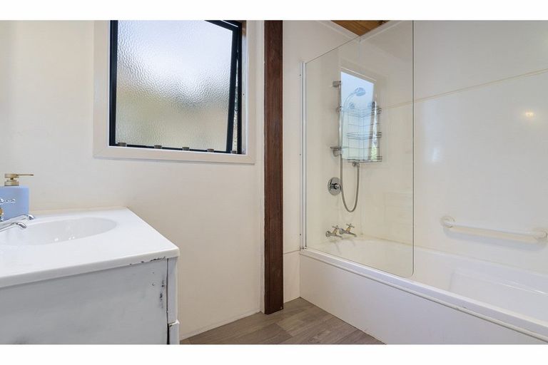 Photo of property in 37 Purerua Road, Kerikeri, 0294