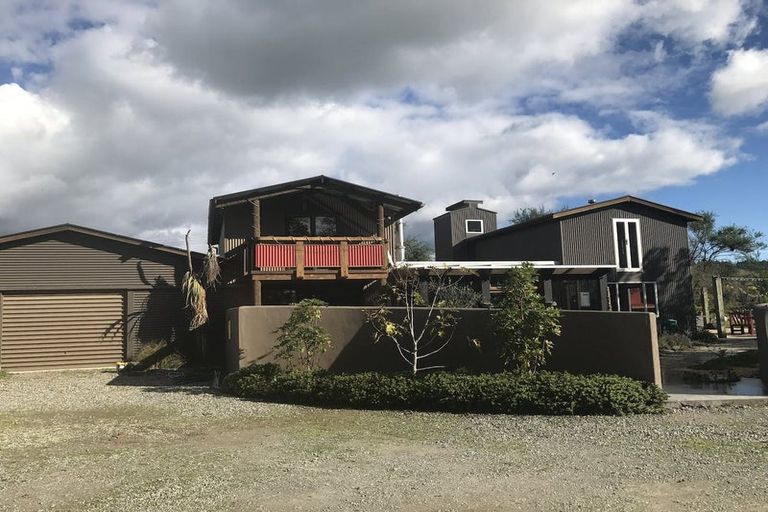 Photo of property in Cob Cottage, 170 Main Rd Spring Grove, Brightwater, Wakefield, 7095