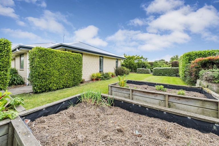 Photo of property in 34 Leeston And Lake Road, Leeston, 7632