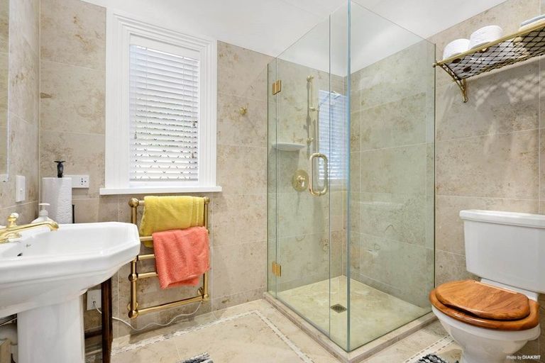 Photo of property in 56 Potts Road, Whitford, Howick, 2571