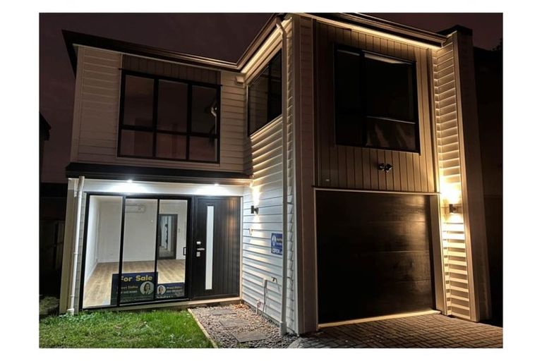 Photo of property in 54d Omana Road, Papatoetoe, Auckland, 2025