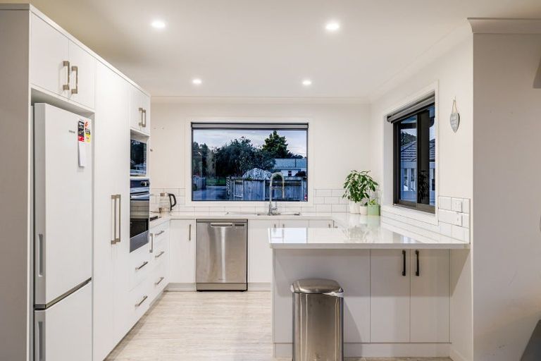 Photo of property in 12 Peckham Lane, Ashhurst, 4810