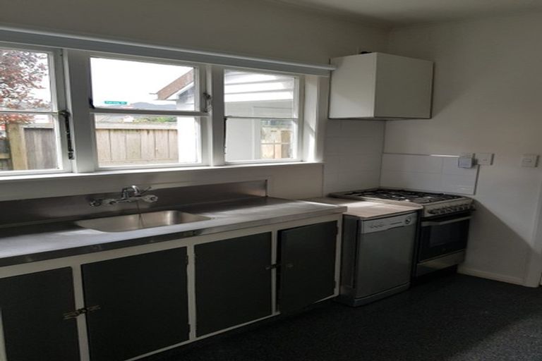 Photo of property in 871 High Street, Boulcott, Lower Hutt, 5011