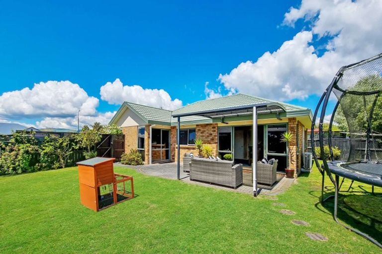 Photo of property in 14 Duggan Drive, Owhata, Rotorua, 3010