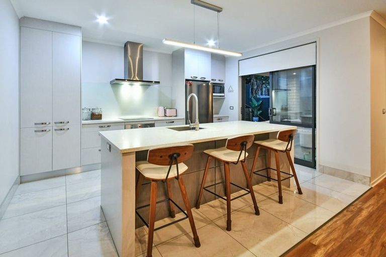 Photo of property in 10 Mcneish Place, Pokeno, 2402