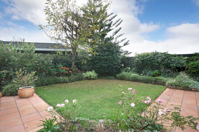 Photo of property in 41 Ihaka Street, Hokowhitu, Palmerston North, 4410