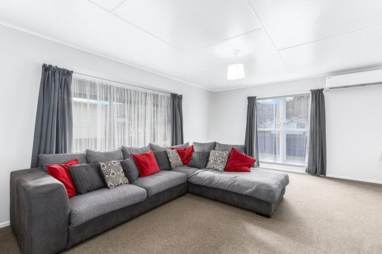 Photo of property in 43 Mohaka Street, Wainuiomata, Lower Hutt, 5014