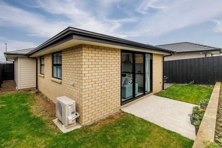 Photo of property in 5 Jean Batten Lane, Rolleston, 7615