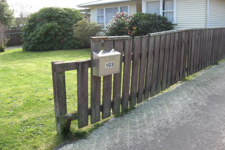 Photo of property in 103 Wood Street, Wainuiomata, Lower Hutt, 5014