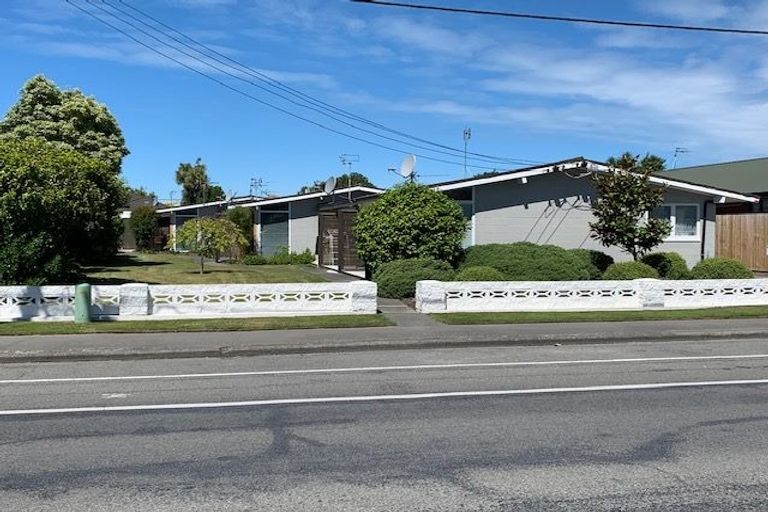 Photo of property in 594 Barbadoes Street, Edgeware, Christchurch, 8013