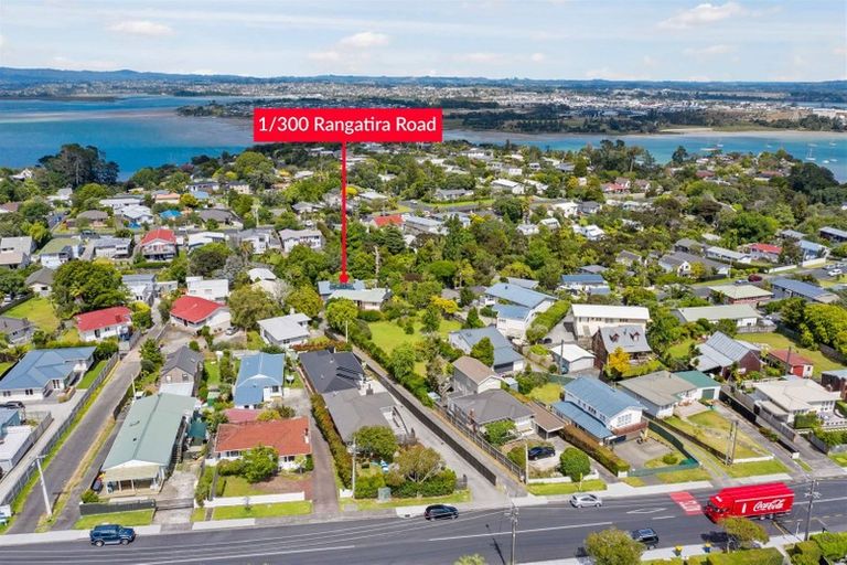 Photo of property in 1/300 Rangatira Road, Beach Haven, Auckland, 0626