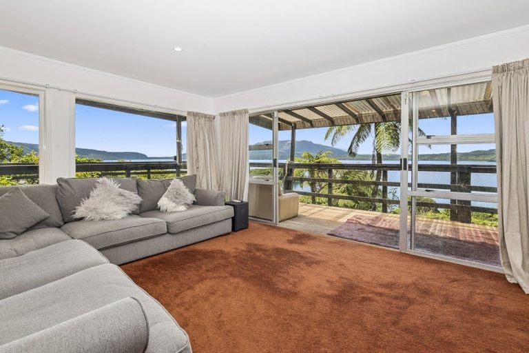 Photo of property in 62 Spencer Road, Lake Tarawera, Rotorua, 3076