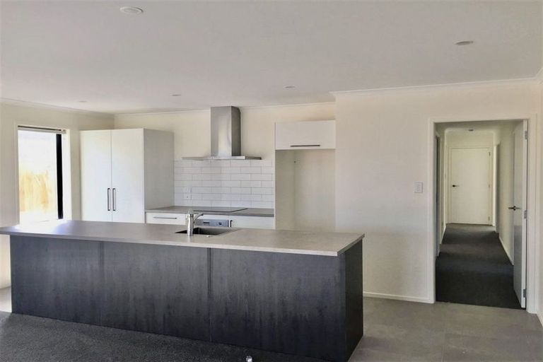 Photo of property in 6 Wawai Drive, Papamoa Beach, Papamoa, 3118
