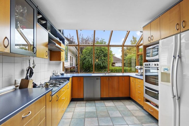 Photo of property in 30 Sawyers Arms Road, Northcote, Christchurch, 8052