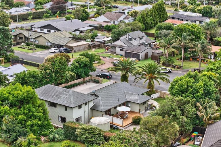 Photo of property in 6 Vintners Close, Huapai, Kumeu, 0810