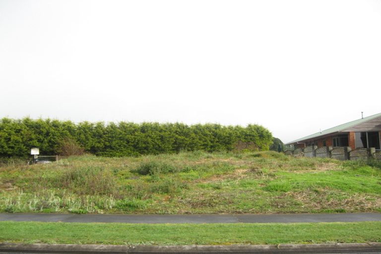 Photo of property in 27 Park Lane, Waitara, 4320