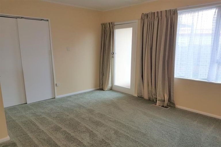 Photo of property in 30 Inlet View, Titahi Bay, Porirua, 5022