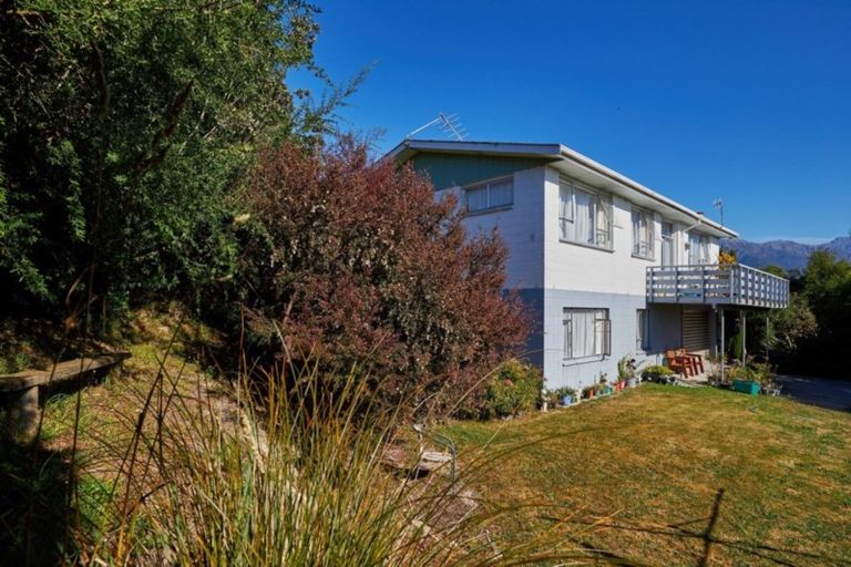 Photo of property in 63 Ludstone Road, Kaikoura, 7300