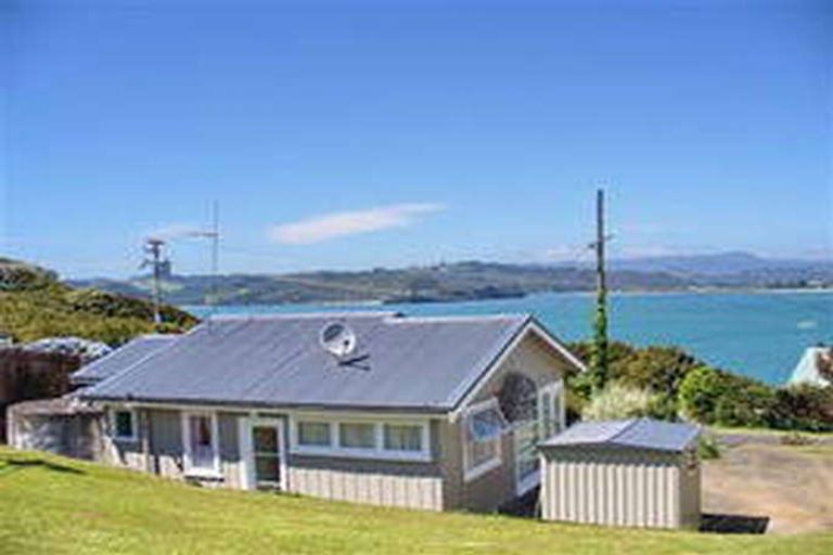 Photo of property in 1 Harbour Lights Lane, Whitianga, 3592