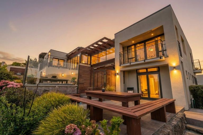 Photo of property in 152 Panorama Road, Clifton, Christchurch, 8081