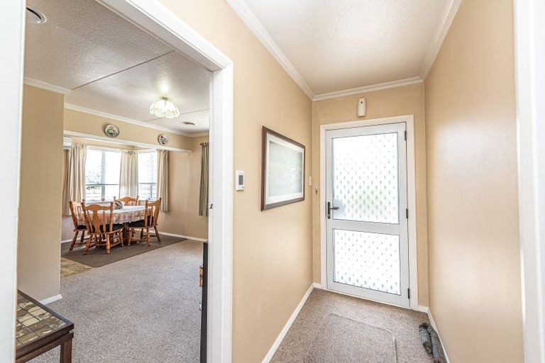 Photo of property in 40 Selwyn Crescent, College Estate, Whanganui, 4500