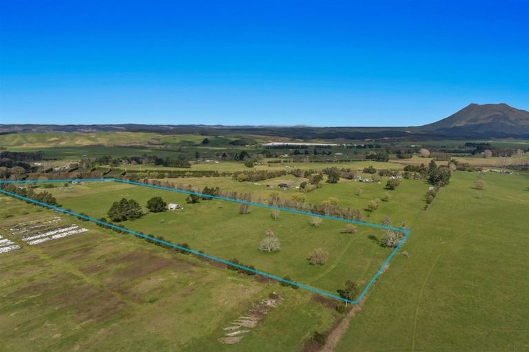 Photo of property in 108 Kawerau Road, Putauaki, Whakatane, 3192