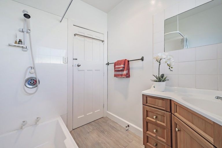 Photo of property in 22 Brook Street, Southbridge, 7602