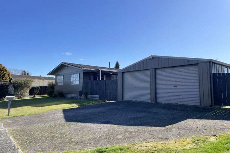Photo of property in 26 Waianiwa Place, Tokoroa, 3420
