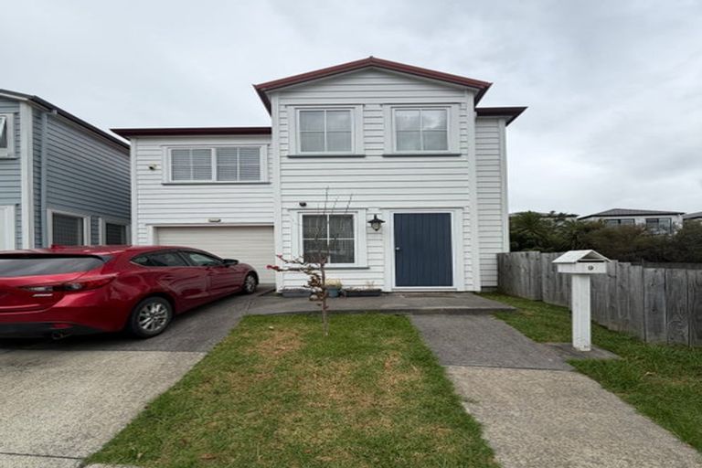 Photo of property in 9 Fernly Rise, Flat Bush, Auckland, 2019