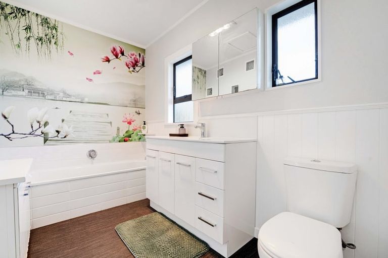Photo of property in 1/20 Bunnythorpe Road, Papakura, 2110