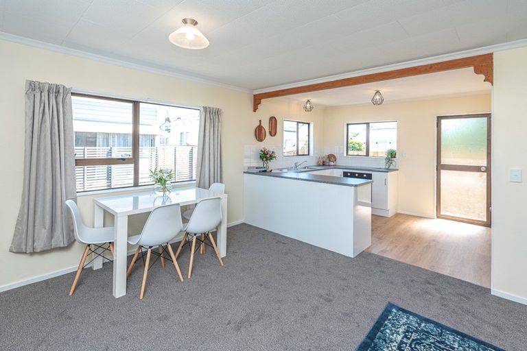 Photo of property in 60 Heads Road, Gonville, Whanganui, 4501