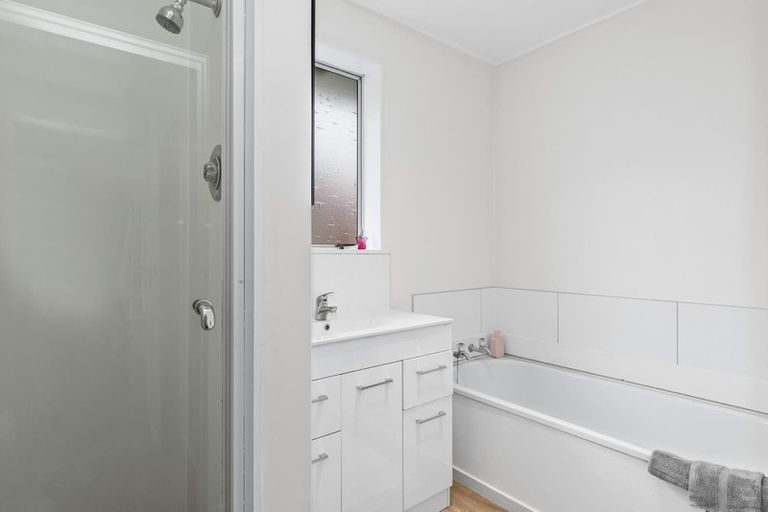 Photo of property in 1/48 Gibbons Street, Upper Hutt Central, Upper Hutt, 5018