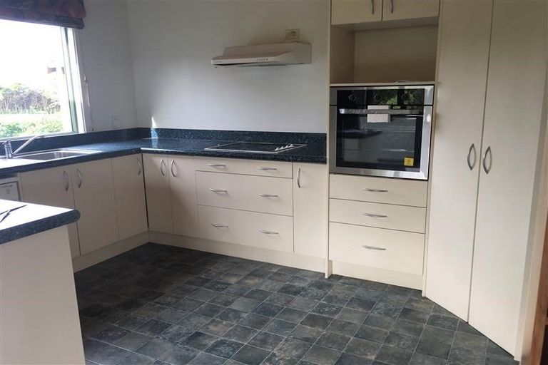 Photo of property in 1373 Devon Road, Brixton, Waitara, 4382