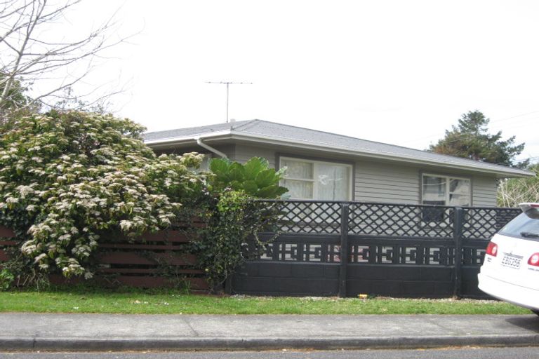 Photo of property in 237 Frankley Road, Frankleigh Park, New Plymouth, 4310