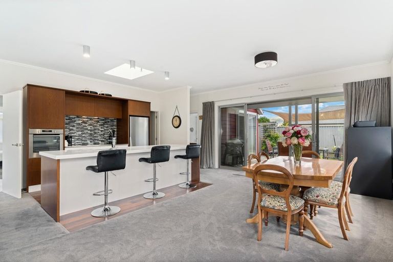 Photo of property in 16 Sunhaven Cove, Cromwell, 9310