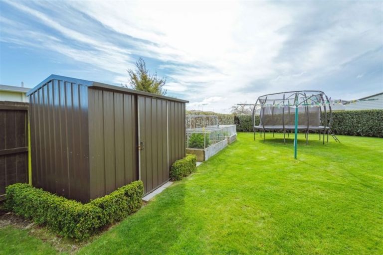 Photo of property in 63 Mcmahon Drive, Aidanfield, Christchurch, 8025