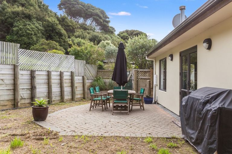 Photo of property in 5 Gybe Place, Whitby, Porirua, 5024