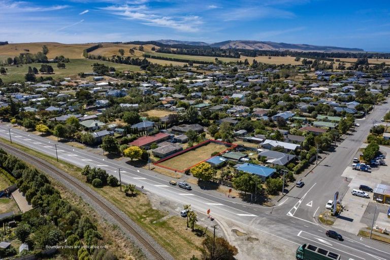 Photo of property in 35 Carters Road, Amberley, 7410