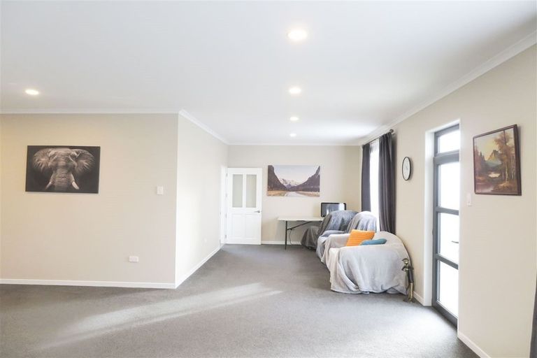 Photo of property in 71 Hokonui Drive, Gore, 9710