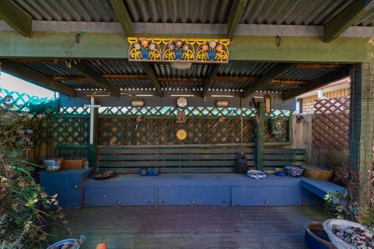 Photo of property in 1/165 Prestons Road, Redwood, Christchurch, 8051