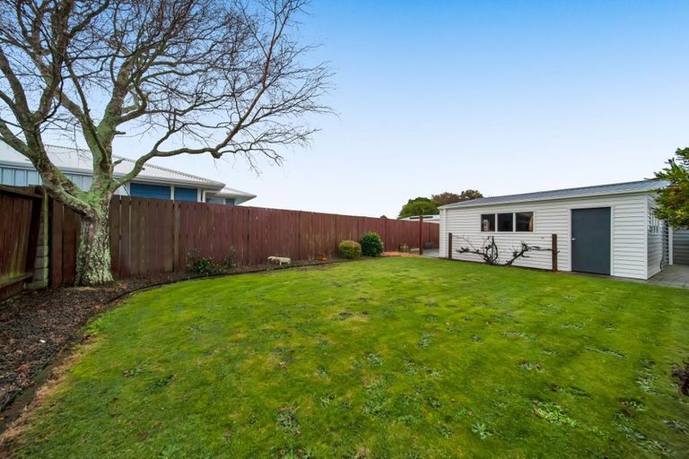 Photo of property in 13 Manuka Place, Hawera, 4610
