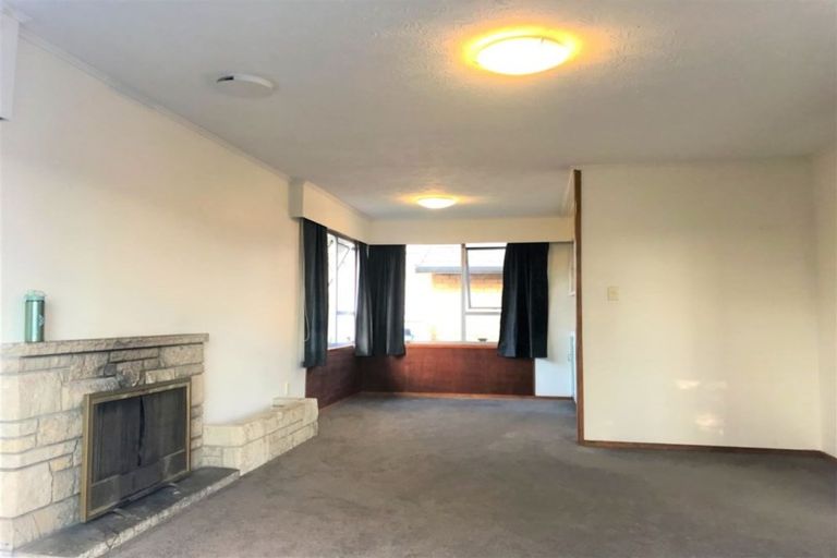 Photo of property in 45 Waitaki Street, Henderson, Auckland, 0612