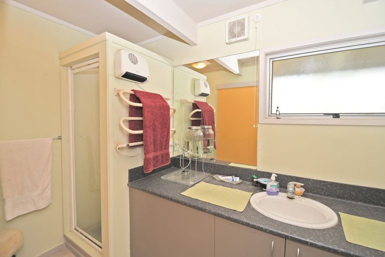 Photo of property in 40 Marshall Road, Kaiwaka, 0573