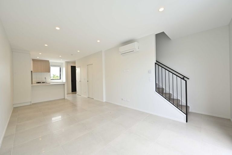 Photo of property in 5 Ngakoro Road, Karaka, Papakura, 2113
