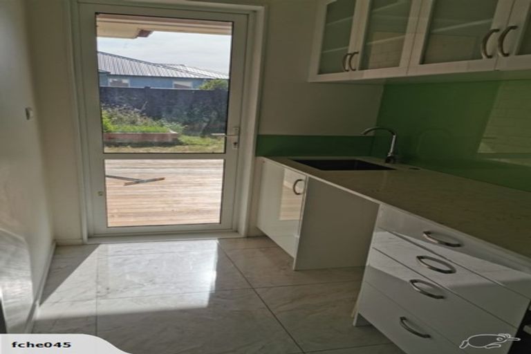 Photo of property in 16 Orchard Terrace, Riverhead, 0820